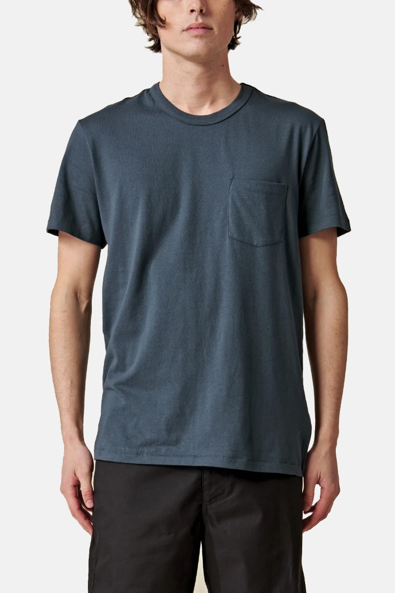 Globe | Glove Every Damn Day Tee Midnight  | Camisetas, Camisetas manga corta, Men, Ropa | 