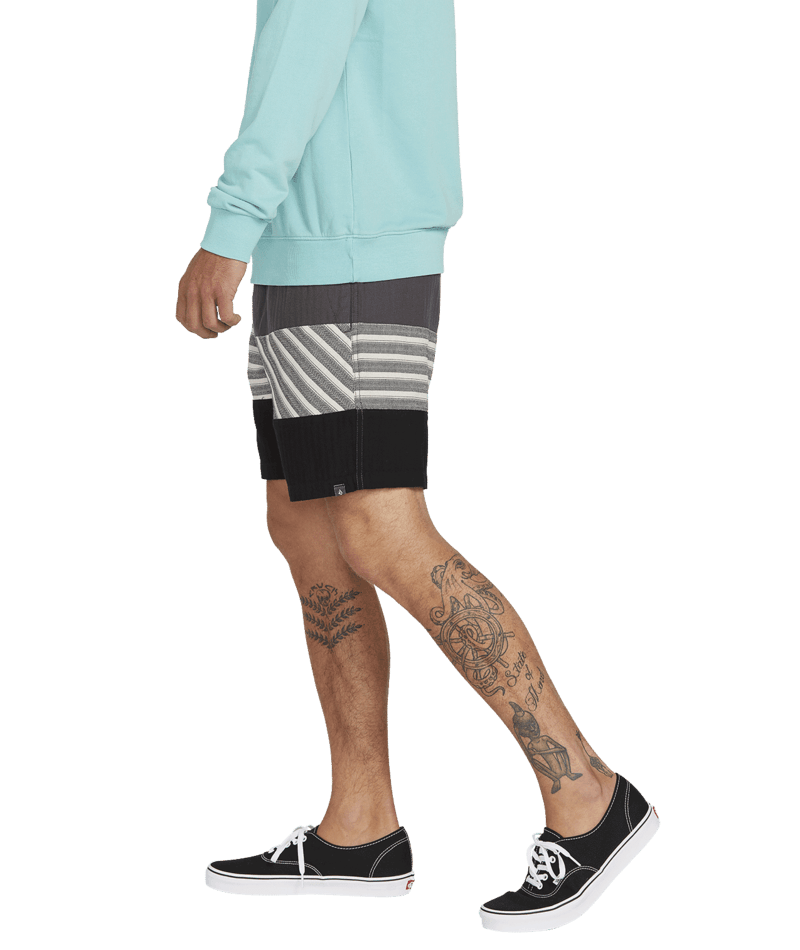 Volcom | Volcom Forzee Short Dark Charcoal  | Men, Pantalones, Pantalones cortos, Ropa, Unisex | 