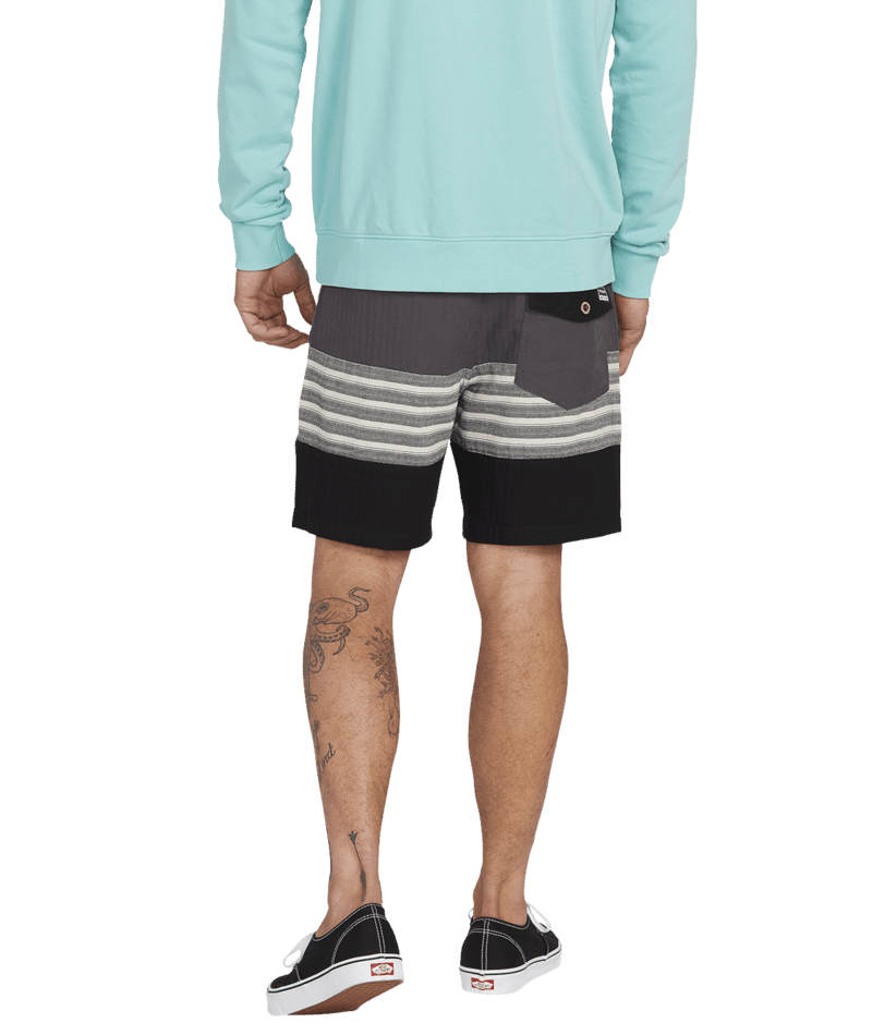 Volcom | Volcom Forzee Short Dark Charcoal  | Men, Pantalones, Pantalones cortos, Ropa, Unisex | 