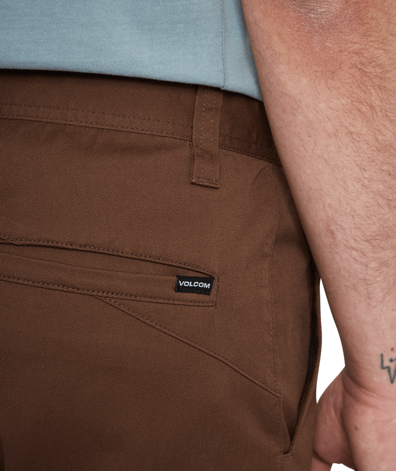 Volcom | Volcom Frickin Modern Stret Dark Earth  | Chinos, Men, Pantalones, Ropa | 