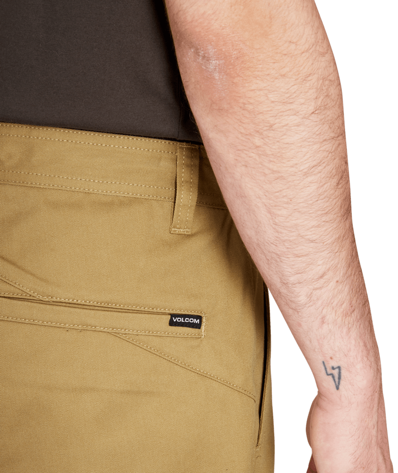 Volcom | Volcom Frickin Skate Chino Pant Dark Khaki  | Chinos, Men, Pantalones, Ropa | 
