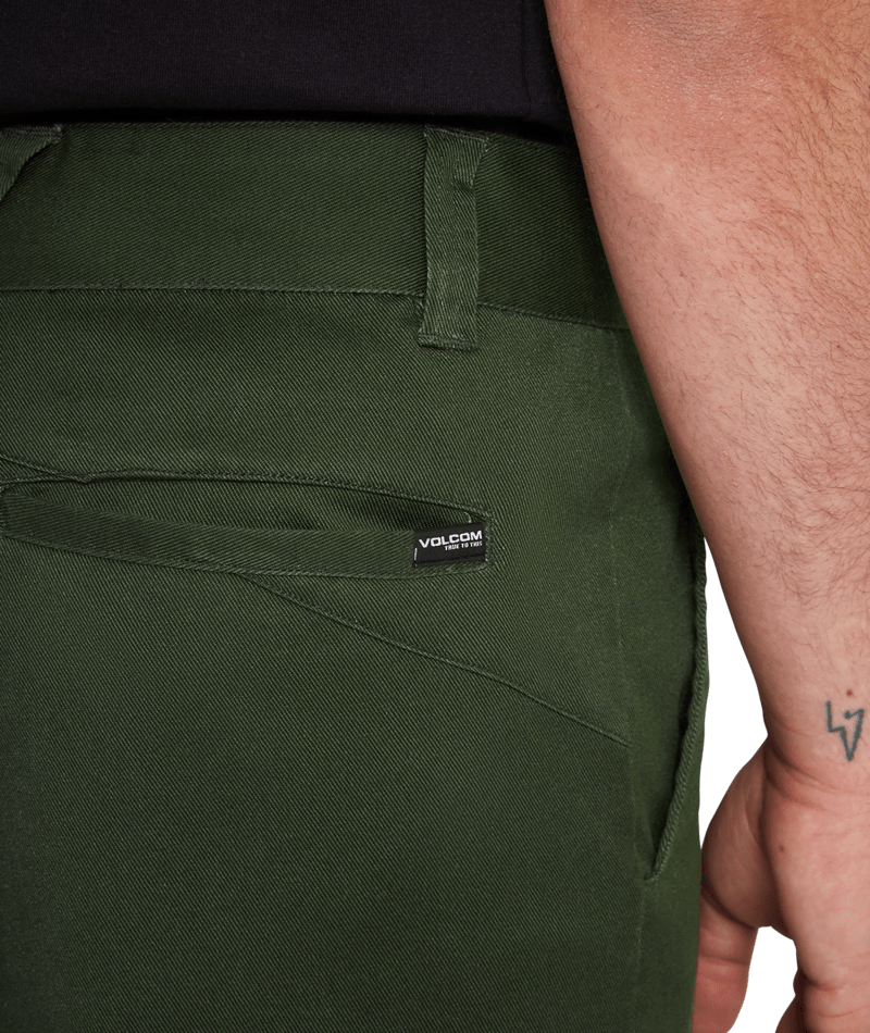 Volcom | Volcom Loose Truck Chino Pant Duffle Bag  | Chinos, Men, Pantalones, Ropa | 