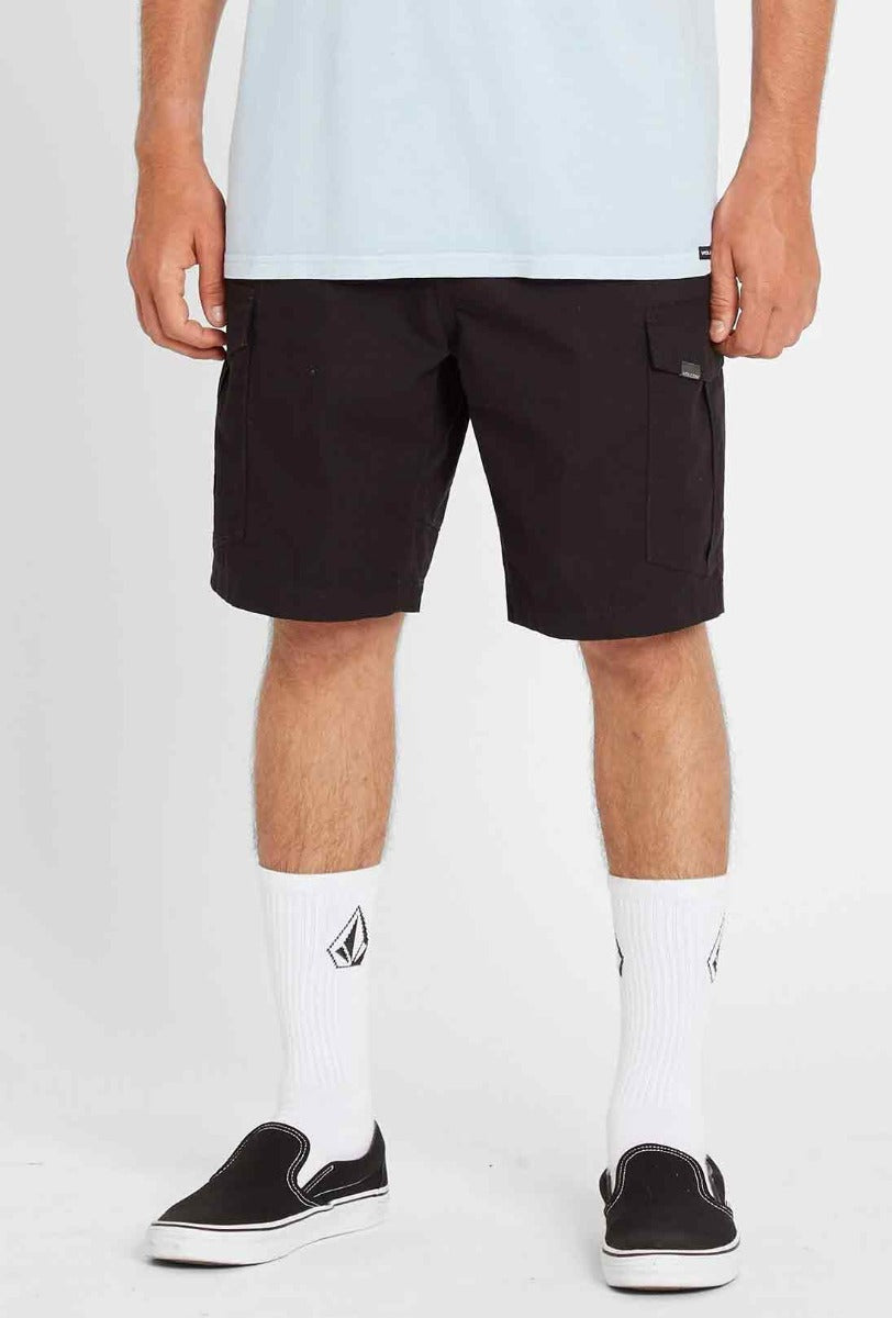 Volcom | Volcom Miterr III Cargo Short Black  | Men, Pantalones, Pantalones cortos, Ropa | 