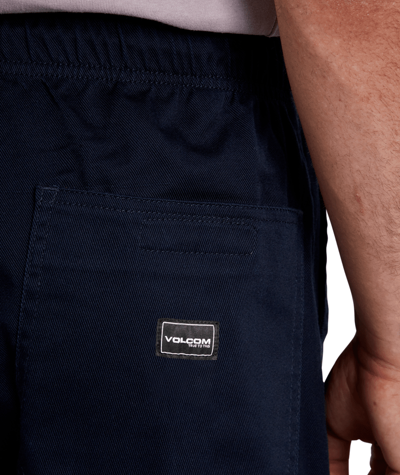 Volcom | Volcom Outer Spaced Solid Ew Pant Navy  | Men, Pantalones, Pantalones de chandal, Ropa | 