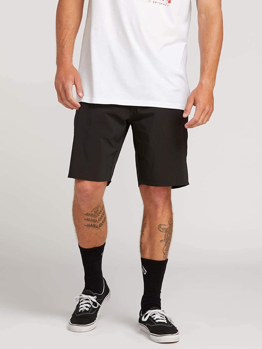 Volcom | Volcom Short Stone Lite Hybrid 19 Black  | Men, Pantalones, Pantalones cortos, Ropa | 