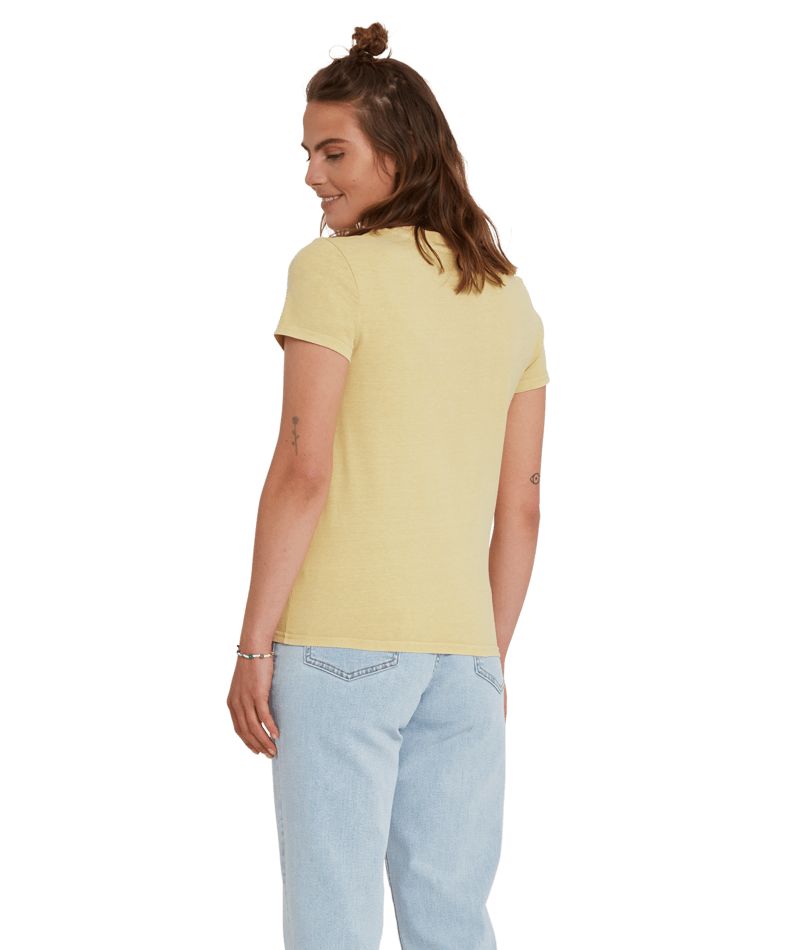 Volcom | Volcom Solid Stone Emb Tee Wheat  | Camisetas, Camisetas manga corta, Ropa, Women | 